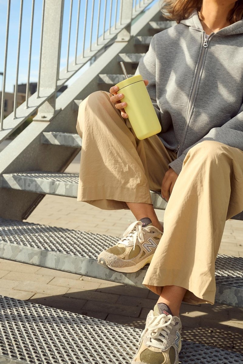 Stelton TO GO Kubek Termiczny ze Słomką 400 ml / Żółty