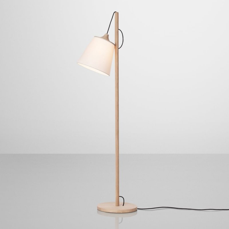 Muuto PULL Lampa Podłogowa / Dąb Naturalny