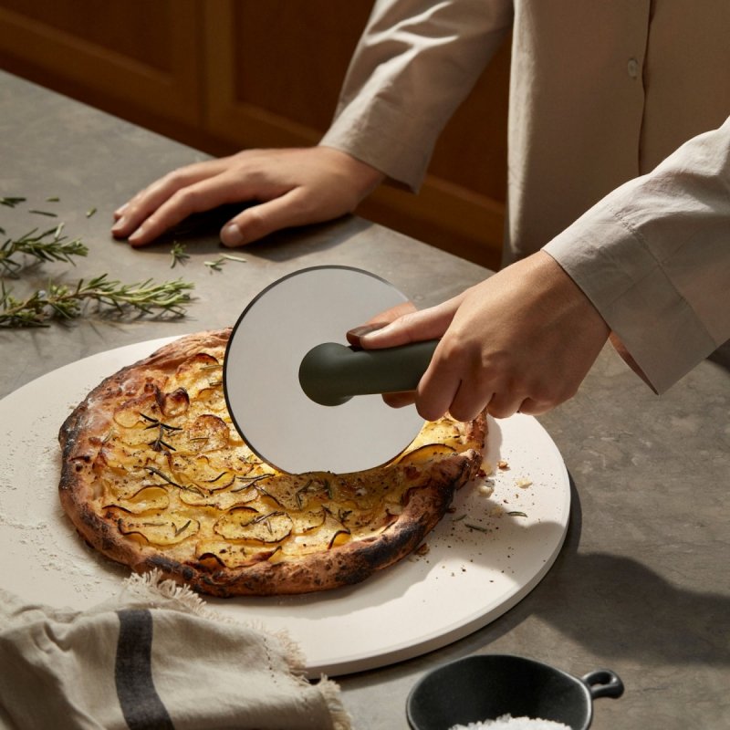 Nóż do pizzy Green Tool Eva Solo w kolorze zielonym