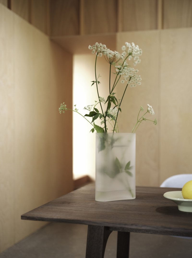 Muuto RIDGE Szklany Wazon do Kwiatów 16,5 cm / Niebieski