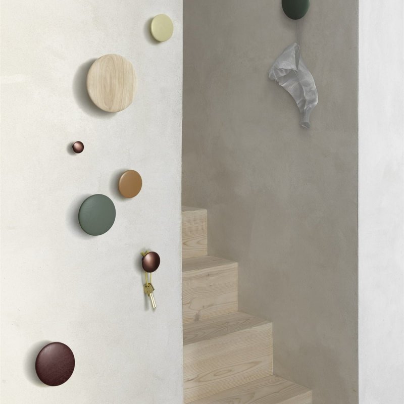 Muuto DOTS Wieszak Drewniany S - 9 cm / Brązowo-Zielony