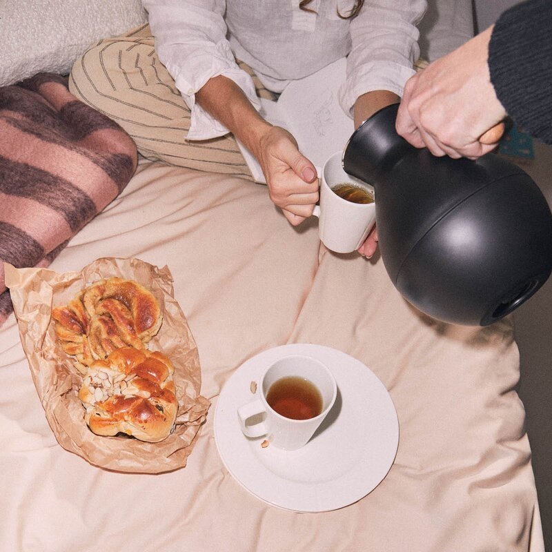 termos z wkładem szklanym utrzymujący ciepło