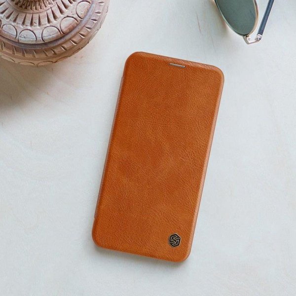 Nillkin Qin Leather Case - Etui Apple iPhone 12 Pro Max (Brown)