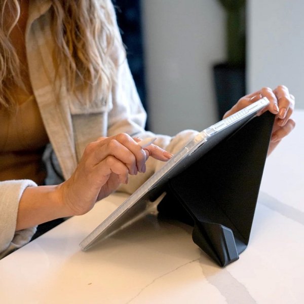 STM OPP – Etui iPad Air 13&quot; M3 (2025) / M2 (2024) (czarny)