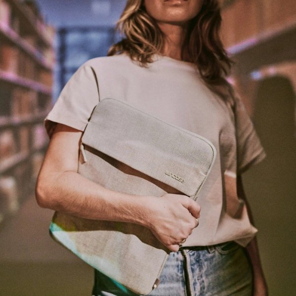 Incase Crosstown Sleeve with Woolenex - Pokrowiec z kieszenią MacBook Pro 14&quot; (M4/M3/M2/M1/2024-2021) (Limestone)