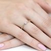 Pierścionek złoty 585 z brylantem 0,04ct zaręczynowy W-181