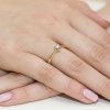 Pierścionek złoty 585 z brylantem 0,10ct zaręczynowy W-111