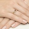 Pierścionek złoty 585 z brylantami 0,08ct rubinem 0,15ct W-238