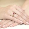 Pierścionek złoty 585 z brylantami 0,03ct rubinem 0,60ct W-68