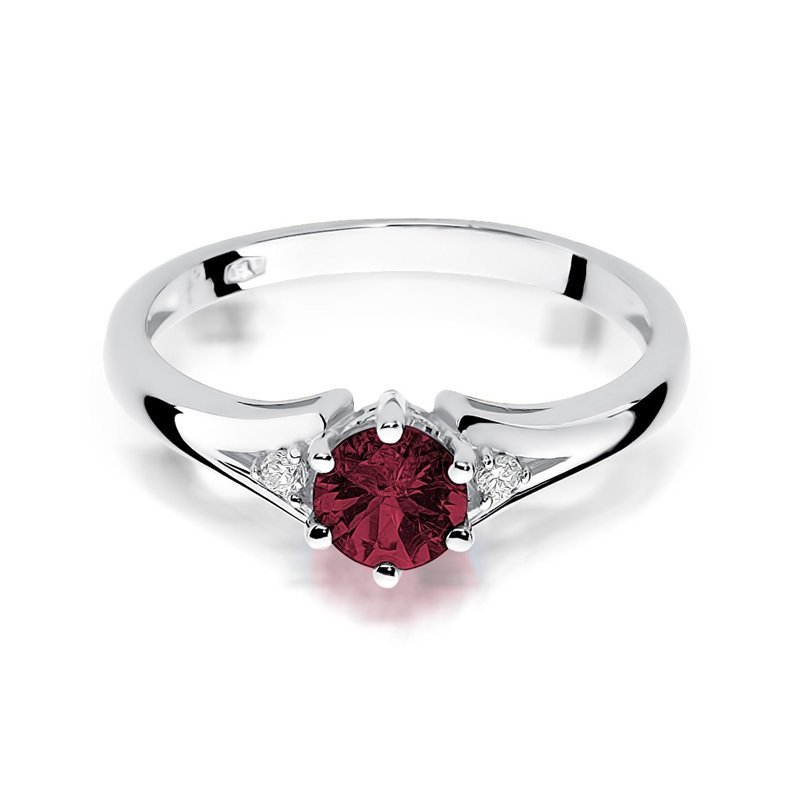 Pierścionek złoty 585 z brylantami 0,03ct rubinem 0,60ct W-76