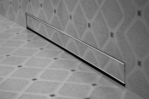 Odpływ liniowy ścienny 50 cm odwodnienie liniowe Flow 500 stal nierdzewna