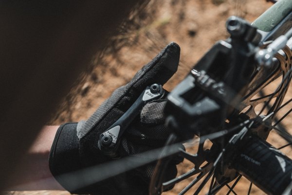 Multitool rowerowy Lezyne RAP II 25 CO2 — czarny