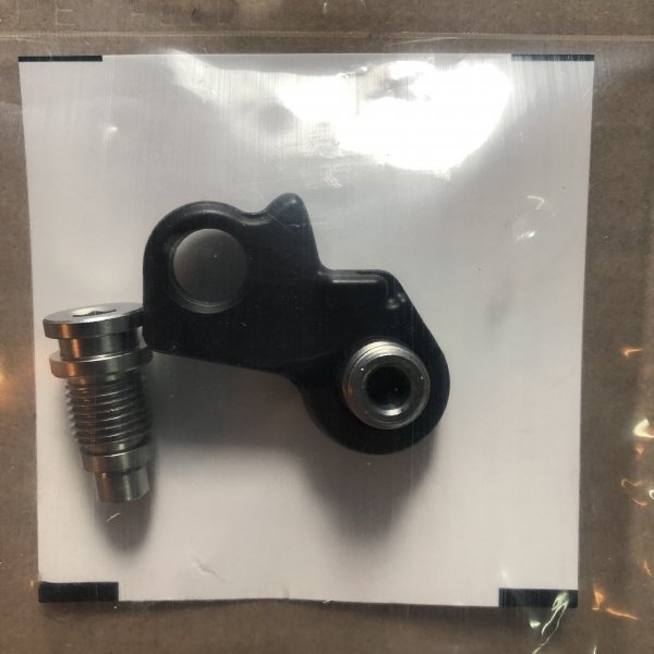 Łącznik Przerzutki Shimano Do Osi RD-M8000