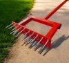 Aerator ręczny do napowietrzania trawnika MetalFab