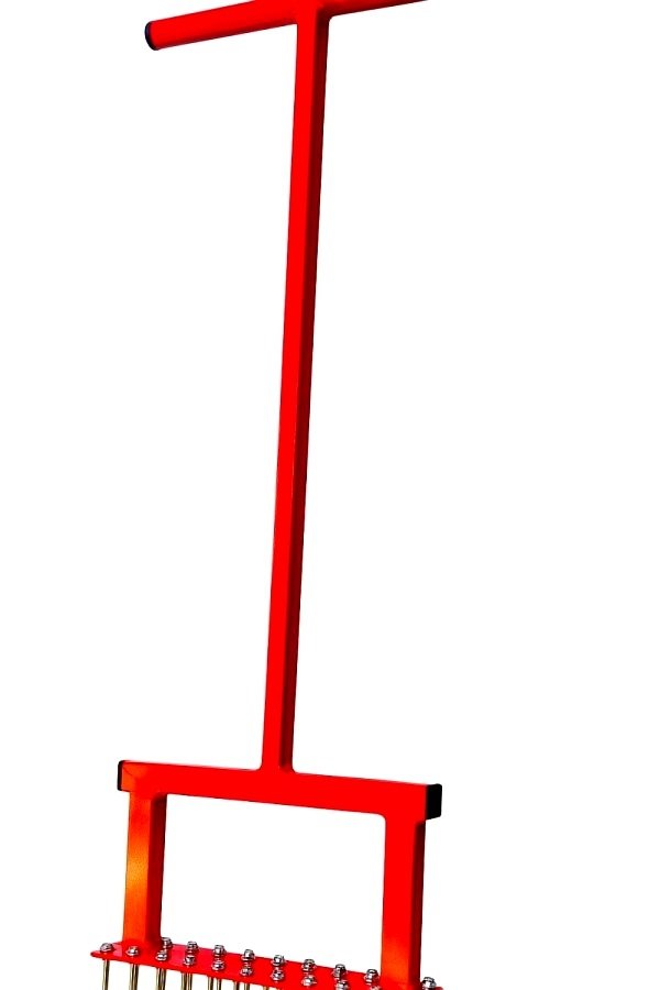 Aerator ręczny do napowietrzania trawnika 26 kolców MetalFab