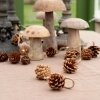 Świąteczna girlanda naturalne szyszki z lampkami LED - długość 200 cm