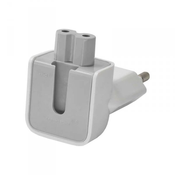 Adapter AC Akyga AK-AD-60 EU CEE 7/16 do C7 biały