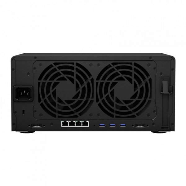 NAS Synology DS1821+; Tower; 8x (3.5”/2.5&quot; SATA HDD/SSD); AMD Ryzen V1500B;,4 GB DDR4 (max. 32GB),4 x 1GbE RJ-45