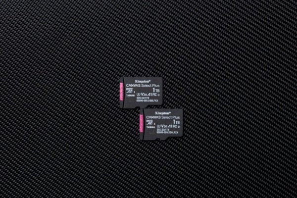 KINGSTON microSDXC 1TB Canvas Select Plus Gen3