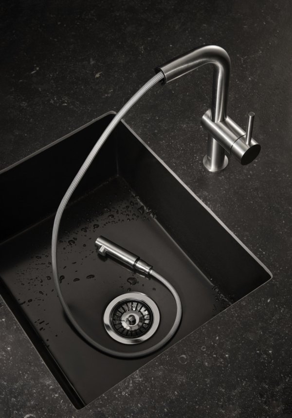 ARMATURA KRAKÓW KFA DUERO EDGE INOX bateria kuchenna z wyciąganą wylewką 6623-510-22