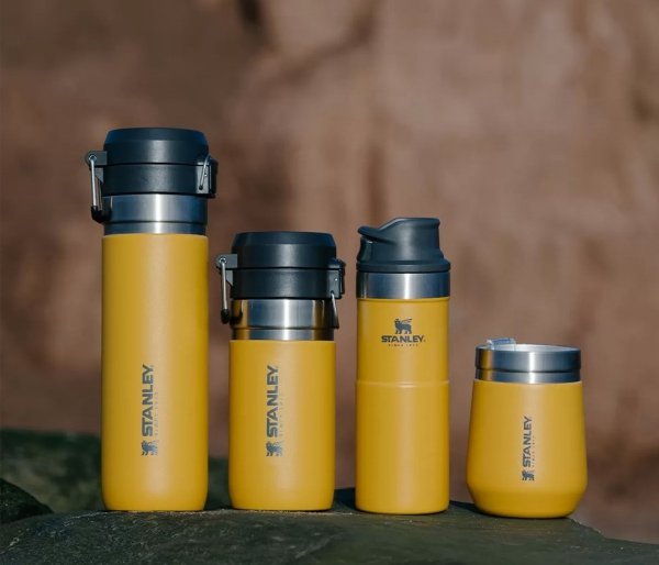 Kubek termiczny Stanley 350 ml TRIGGER ACTION TRAVEL MUG pomarańczowy SAFFRON