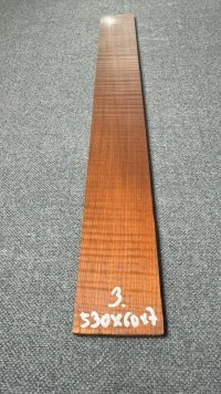 Podstrunnica Klon Falisty pieczony 3 