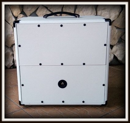 Kolumna gitarowa 1x12&quot;  ELEGANCE BLACK&amp;WHITE V30