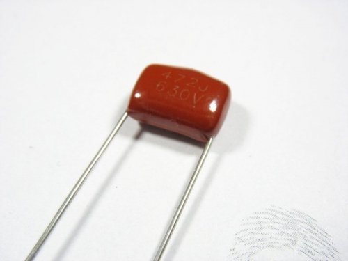 Kondensator foliowy metalizowany 4,7nF 630V 3szt.