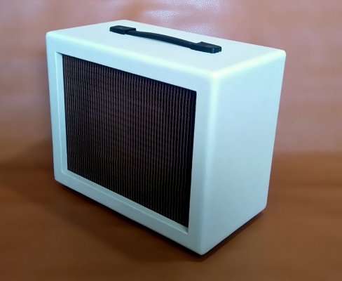 Obudowa kolumny gitarowej 1x10 COMPACT CREAM II