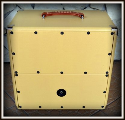 Kolumna 1x12&quot;  ELEGANCE CREAM OXBLOOD V12 BRZOZA