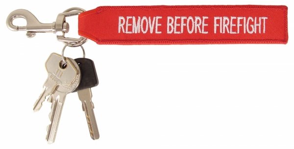 Zrywka breloczek Tee-uu &quot;Remove Before Firefight&quot;
