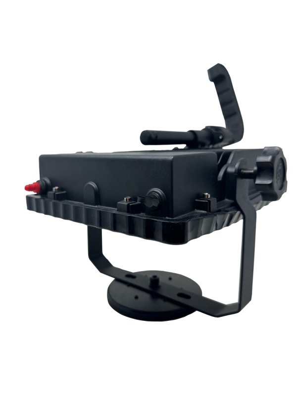 Nightstick NSR-1518 – akumulatorowa najaśnica LED 12 500 lm