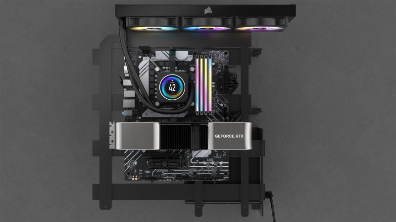 DOMINATOR TITANIUM RGB 64 GB (4x16 GB) DDR5 DRAM 6000 MT/s CL36 Intel XMP White