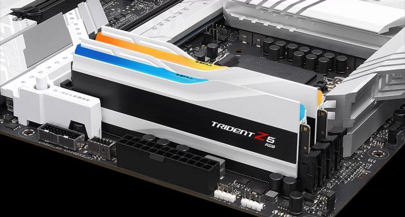 Pamięć RAM DDR5 32GB PC 6000 CL32 G.Skill KIT RGB