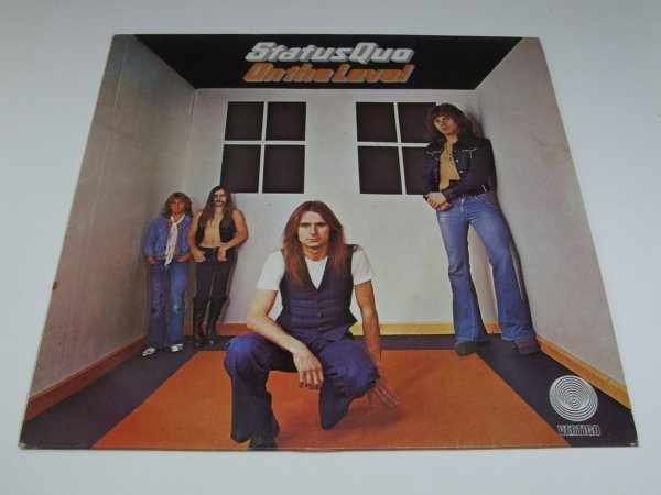 Status Quo - On The Level (LP)