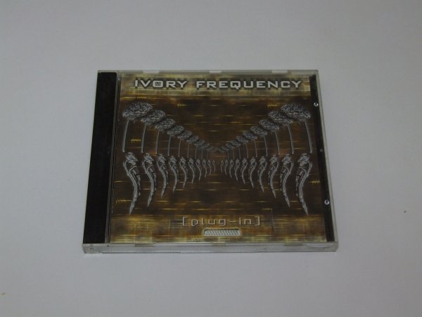 Ivory Frequency - Plug-In (CD)