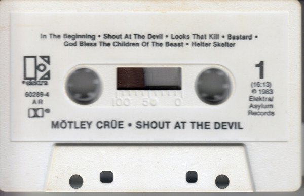 Mötley Crüe - Shout At The Devil (MC)