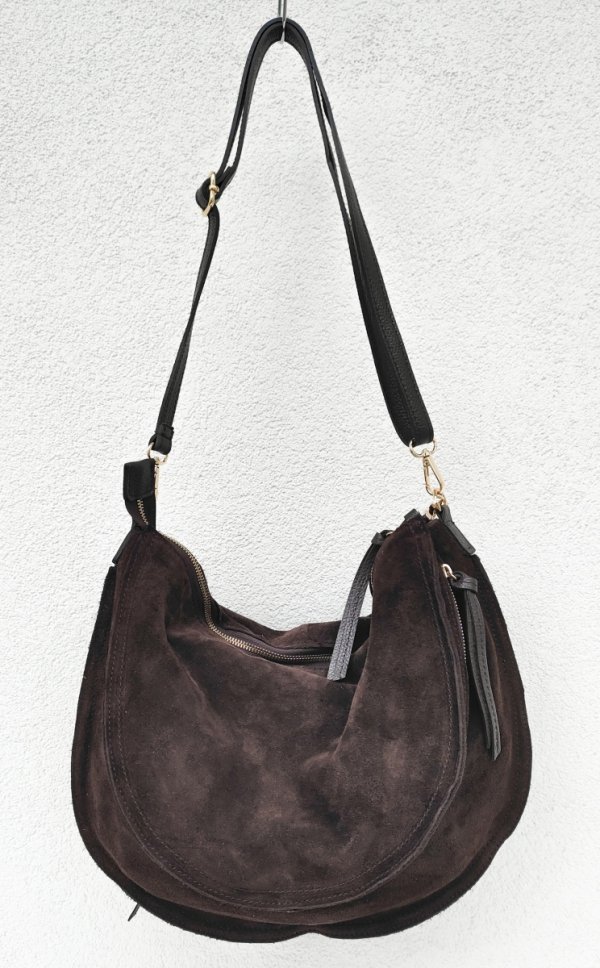 Czekoladowa zamszowa torebka worek listonoszka