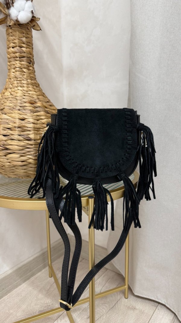 Zamszowa torebka listonoszka skóra brązowa czarna frędzle