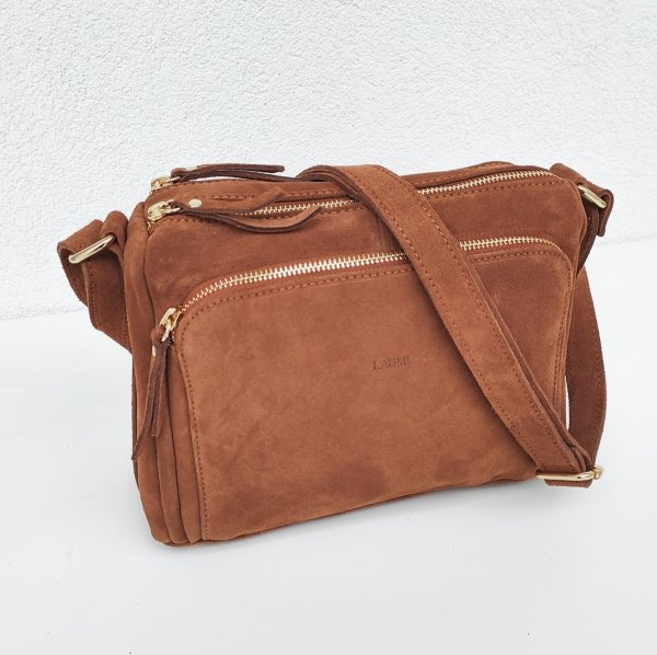 Zamszowa ruda torebka listonoszka trzykomorowa