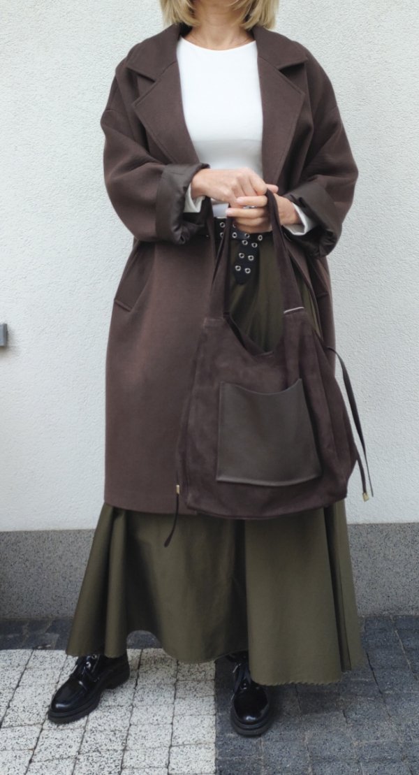 Zamszowy czekoladowy worek skóra naturalna Laura Biaggi