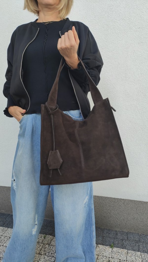 Torebka damska zamszowa Vera Pelle skóra brązowa