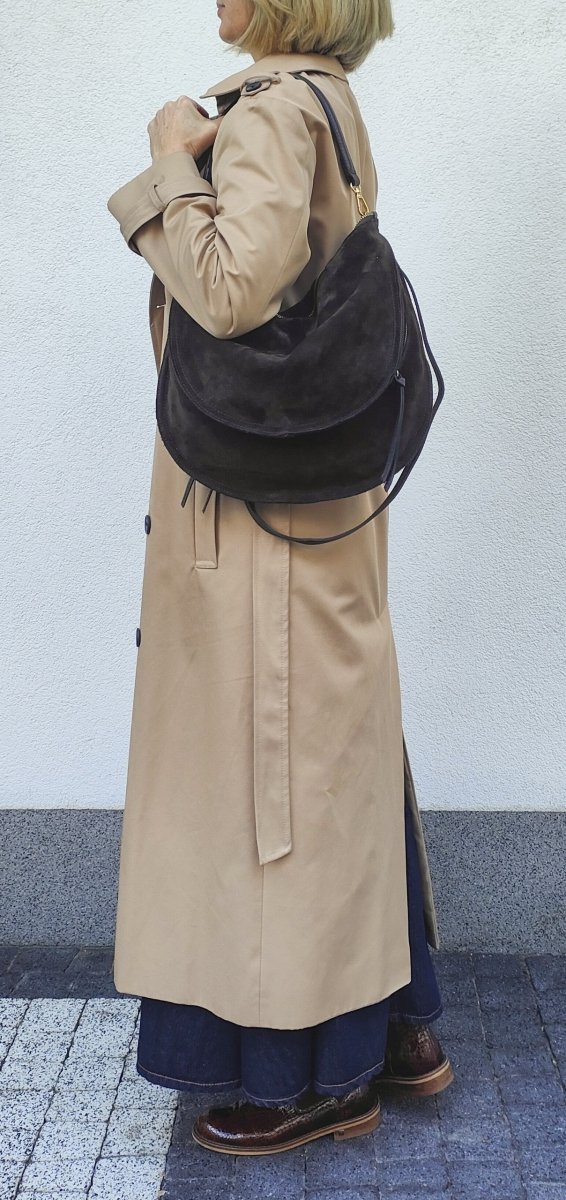 Czekoladowa zamszowa torebka worek listonoszka