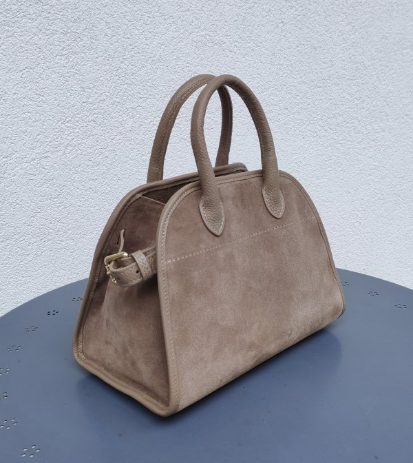 Zamszowa torebka kuferek skóra naturalna beżowa light taupe