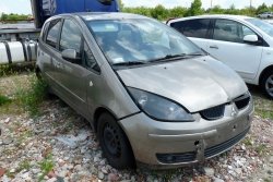 Półoś przód prawa Mitsubishi Colt VI Z30 2007 1.3i 16V 4A90 Hatchback 5-drzwi 