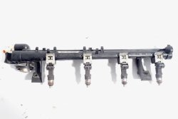 Listwa wtryskowa Ford Fiesta MK7 2009 1.25i Hatchback 3-drzwi