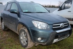 Amortyzator przód prawy Toyota Rav4 III XA30 2006 2.2D-CAT 2AD-FHV Suv 5-drzwi 