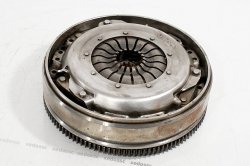KOŁO DWUMASOWE + SPRZĘGŁO BMW E36 94-99 1.8 TDS FV