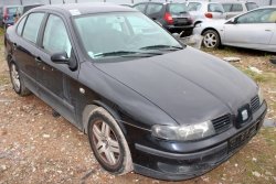 Pas przód + chłodnice Seat Toledo II 2003 1.6i BCB Sedan 