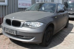 Zamek drzwi przód lewy BMW 1 E81 2008 1.6i N43B16 Hatchback 5-drzwi